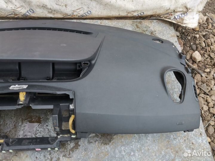 Торпедо Renault Scenic II (2003—2006)