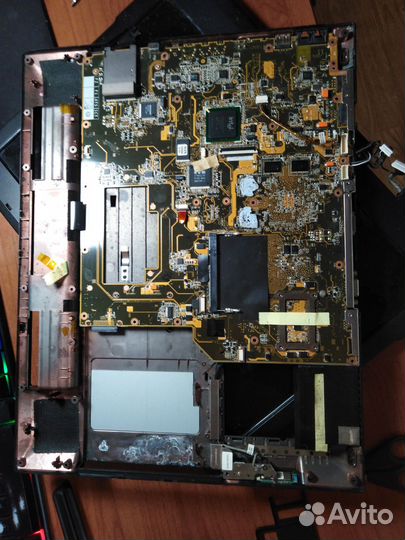 Ноутбук на запчасти asus 2GS