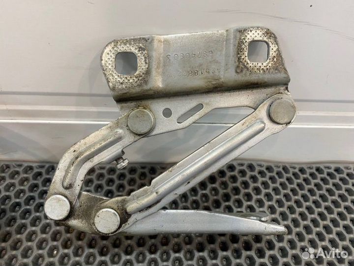 Петля капота Mercedes-Benz Ml 320 W164 OM 642.940