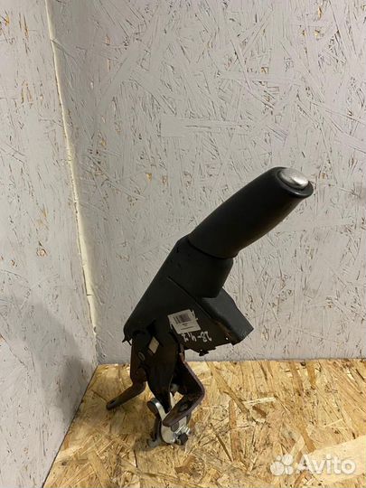 Ручник Audi А4 B7