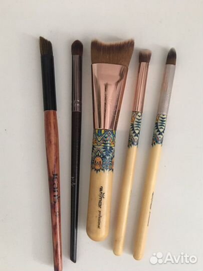 Кисти для макияжа