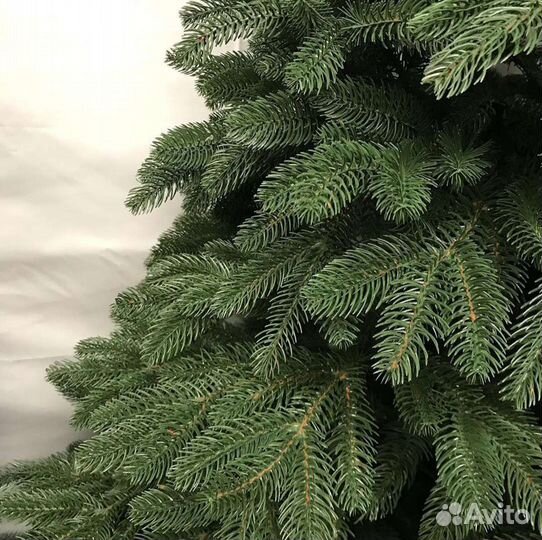 Искусственная ель