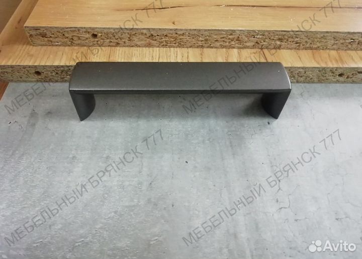 Стол компьютерный. Бесплатная доставка