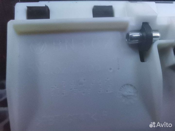 Кнопка ручка открытия багажника Audi Q5 8r 2014