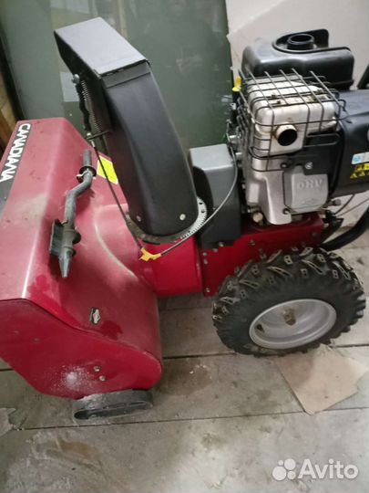 Снегоуборщик бензиновый самоходный бу