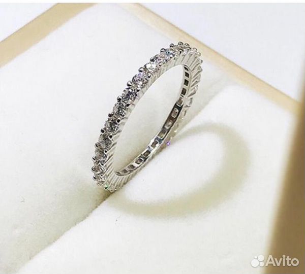 Кольцо с бриллиантами
