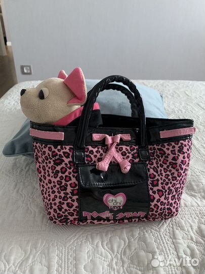 Игрушка собака в сумке