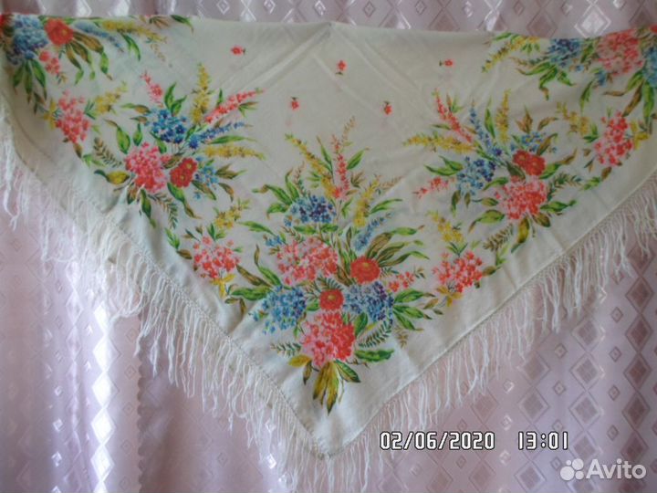Шали старинные и платки