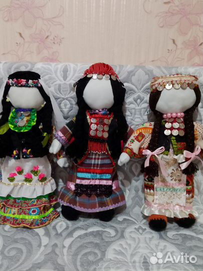 Куклы в национальных костюмах