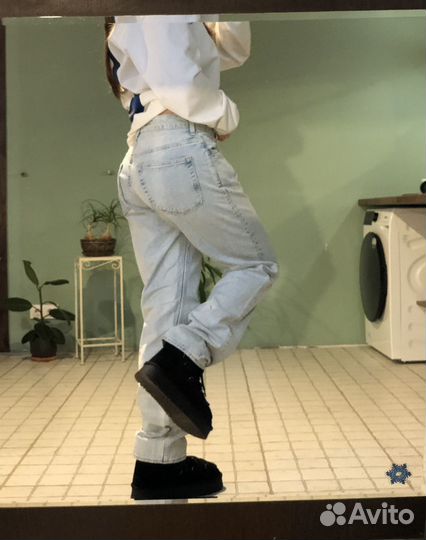 Джинсы weekday