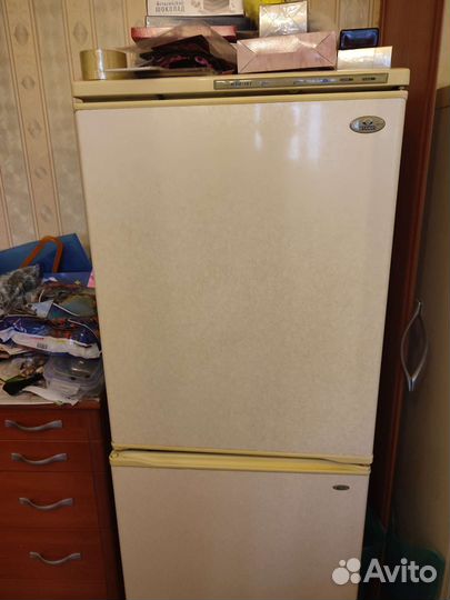 Холодильник бу atlant мхм161