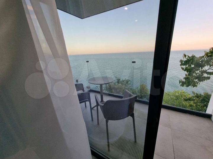 1-к. квартира, 55 м², 2/4 эт.