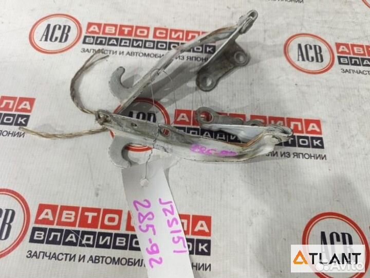 Петля капота toyota crown