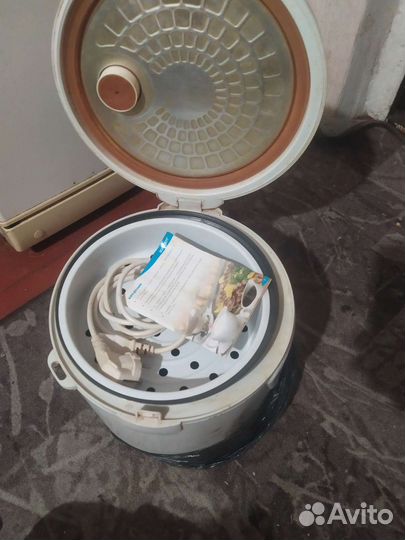 Мультиварка Scarlett sc 410