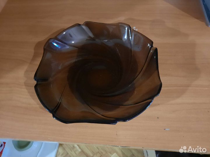 Салатник, тарелка