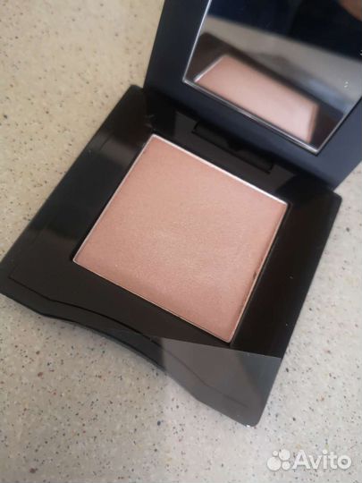 Shiseido хайлайтер