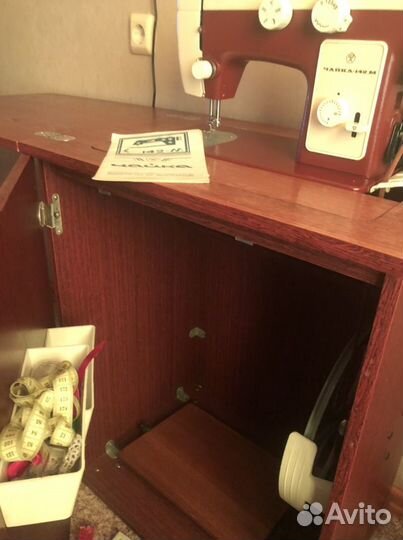 Швейная машина Чайка 142м с мотором