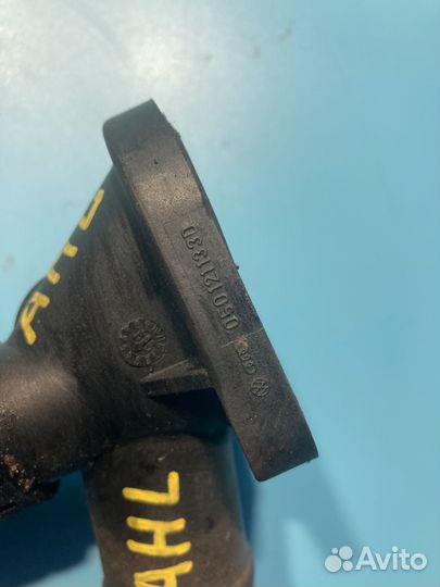 Фланец системы охлаждения для Volkswagen Passat B5