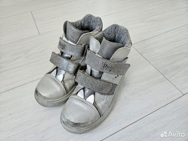 Обувь на девочку 28 размер