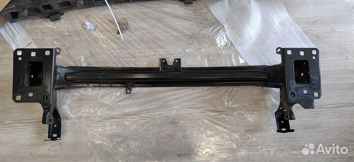 Усилитель переднего бампера Skoda Karoq 57A807109E