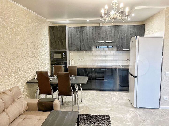 2-к. квартира, 65 м², 9/25 эт.
