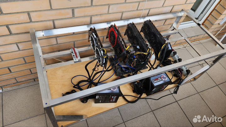 Видеокарты Asus strix-GTX1070 MSI 1070 Ti