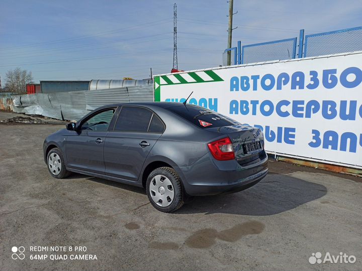 Болт крепления запасного колеса Skoda Rapid 1J0803899AC Отличное состояние