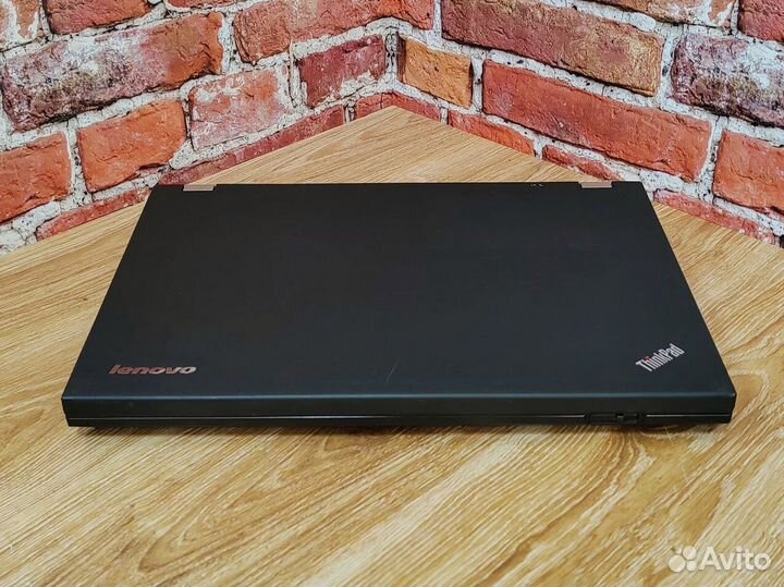 Ноутбук 8gb SSD 2 видеокарты Игровой Lenovo Обмен