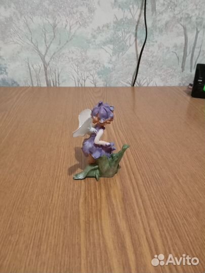 Статуэтка фарфор Девочка ангел