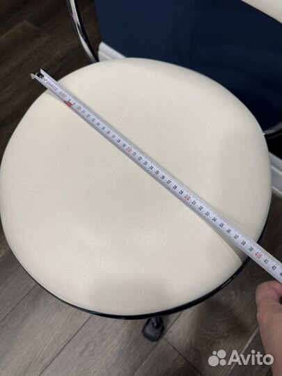 Стул для парикмахера, косметолога, массажиста