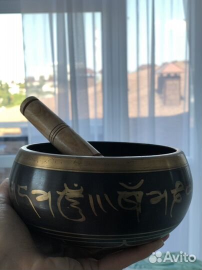 Поющая тибетская чаша