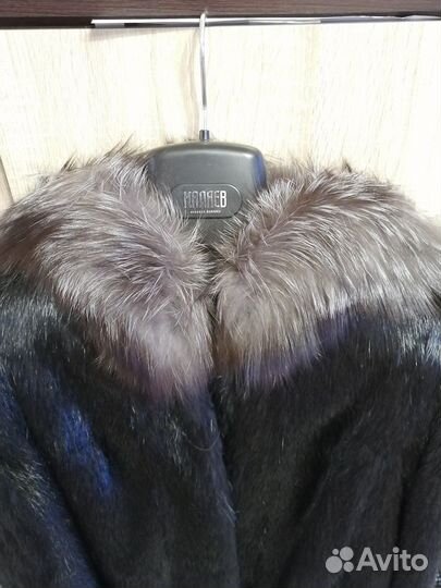 Шуба из меха нутрии 42-44 Каляев