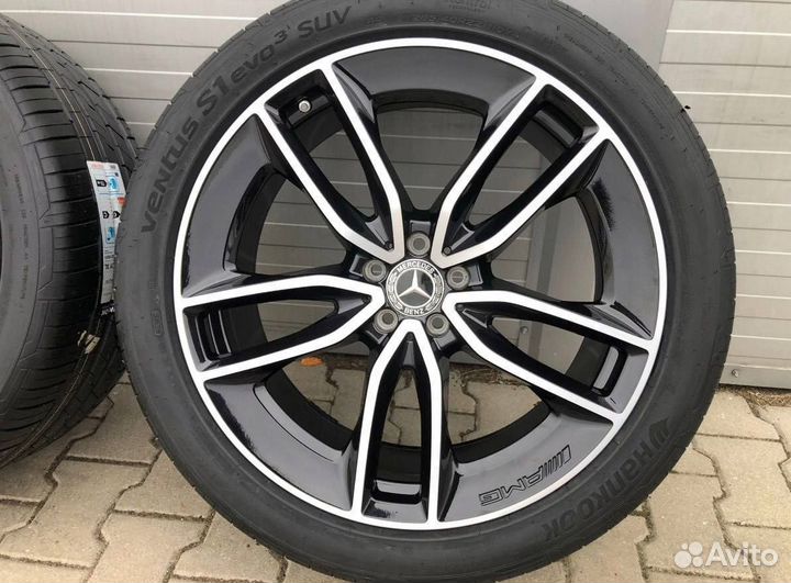 Hankook Ventus S1 Evo3 SUV K127A 285/40 R22 и 325/35 R22