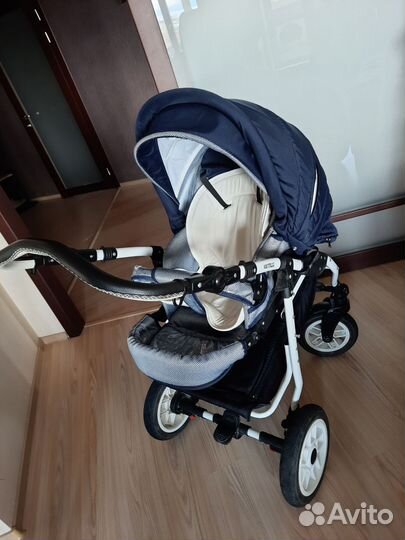 Коляска 2 в 1 Retrus Futuro Lux