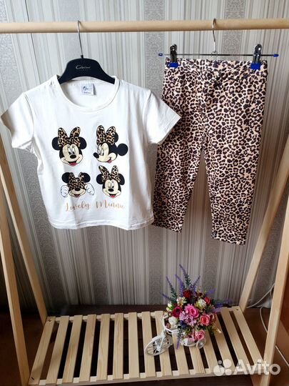 Костюмчик для девочки новый