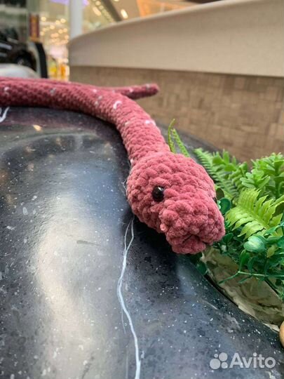 Плюшевая змея