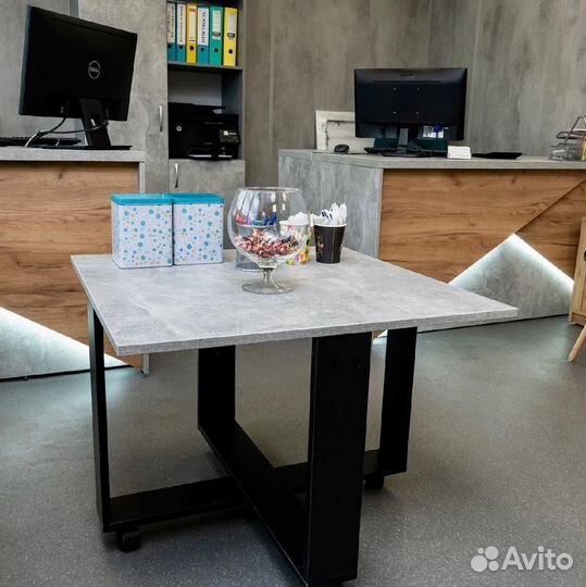 Столы в стиле лофт