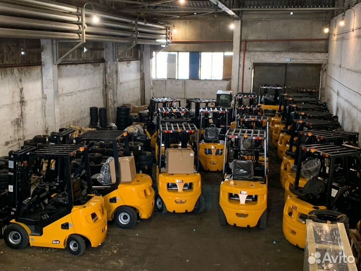 Вилочный погрузчик UN Forklifts FD25, 2023