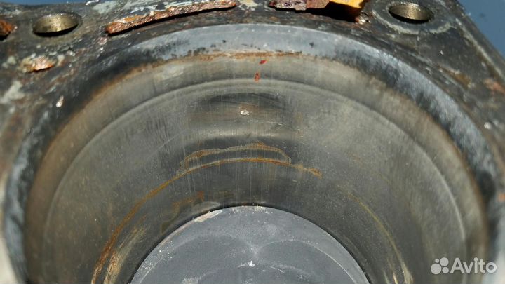 Блок цилиндров двс в сборе шорт Nissan Primera P11