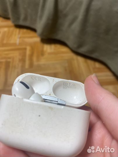Наушник apple airpods