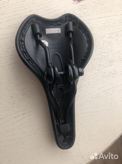 Сиденье велосипедное вместе с накладкой