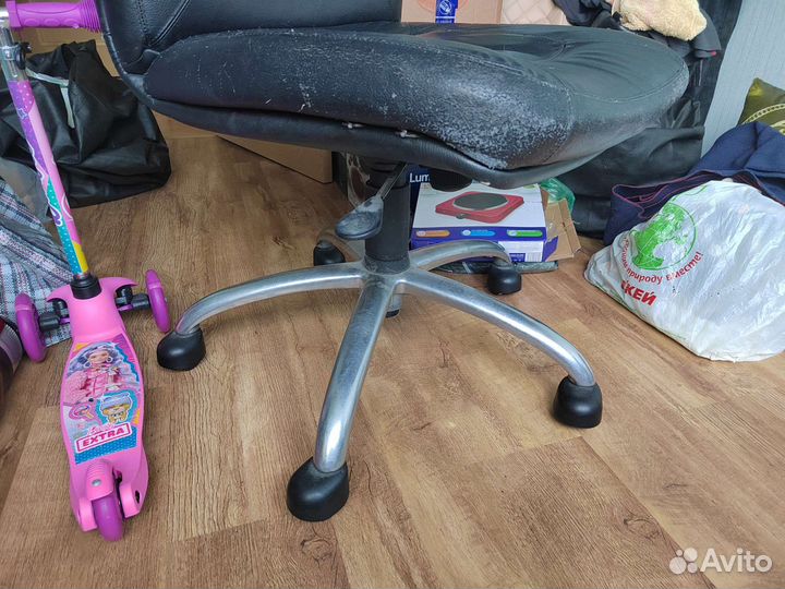 Компьютерное кресло руководителя бу