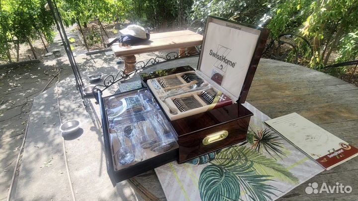 Ототчный набор столовых приборов 72 предмета