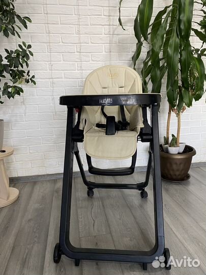 Стульчик для кормления nuovita