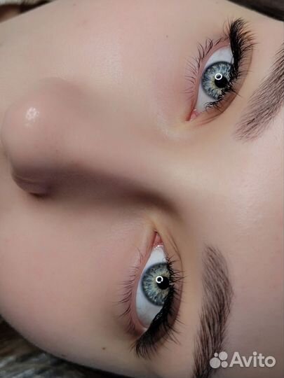 Наращивание ресниц модель