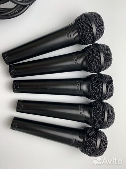 Вокальный микрофон shure SV-200