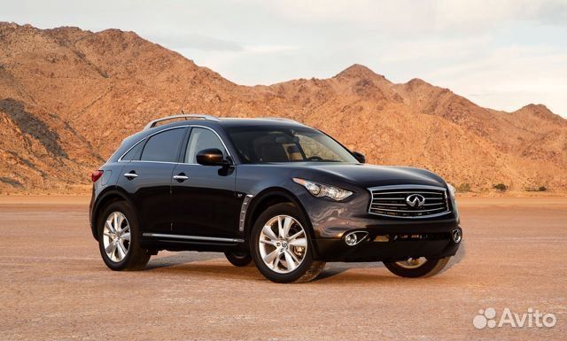 Лобовое стекло Infiniti QX70 (2013-17)