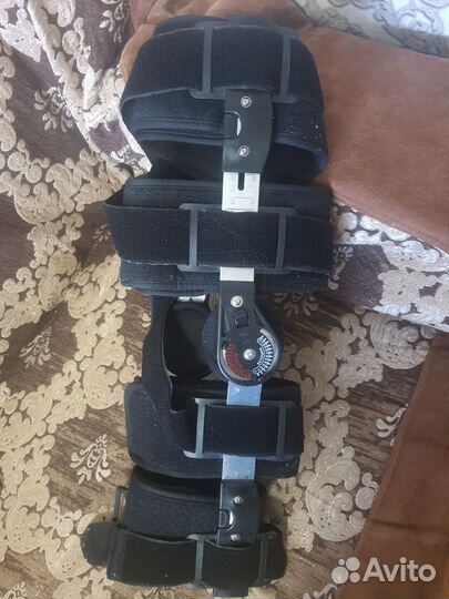 Коленный ортез