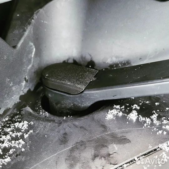 Колпачок стеклоочистителя Outlander III 8250A848