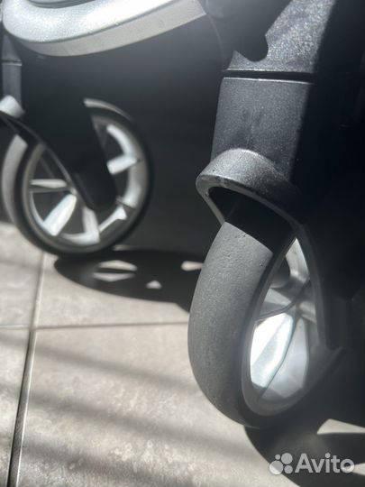 Прогулочная коляска carello